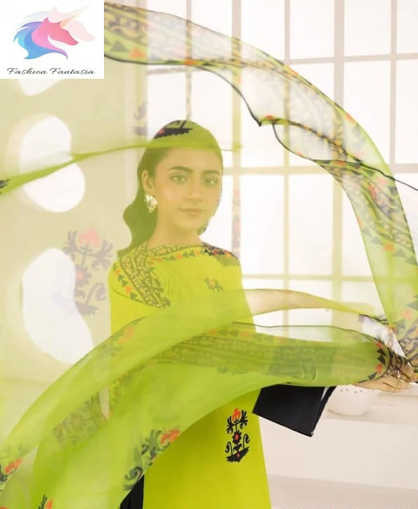 New Trending Designer Suit with Dupatta - Stylish 3 PCs Fashion Fantasia Store