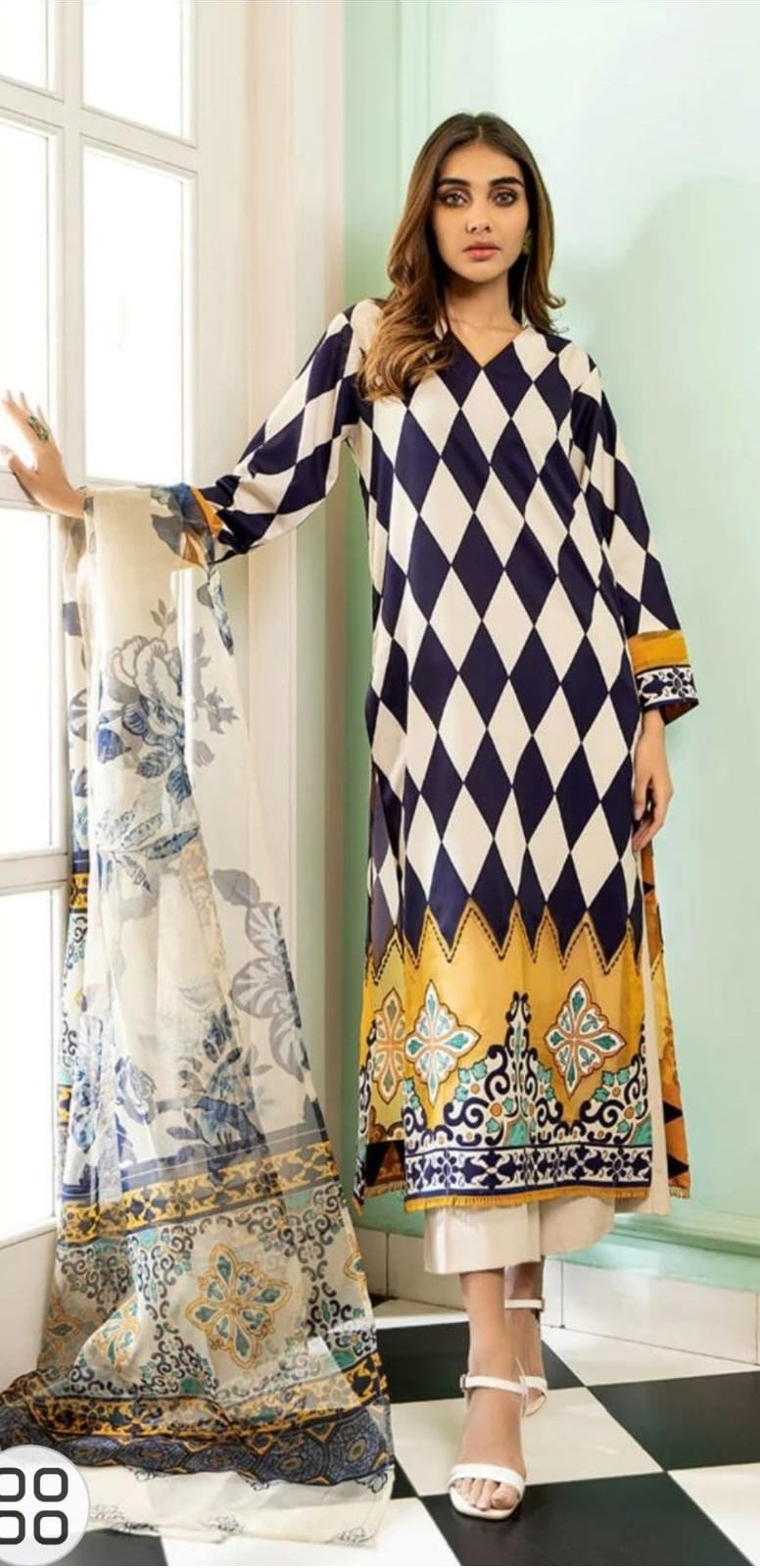 New Trending Designer Printed Lawn Suit - Stylish 2 PCs (Copy) Fashion Fantasia Store