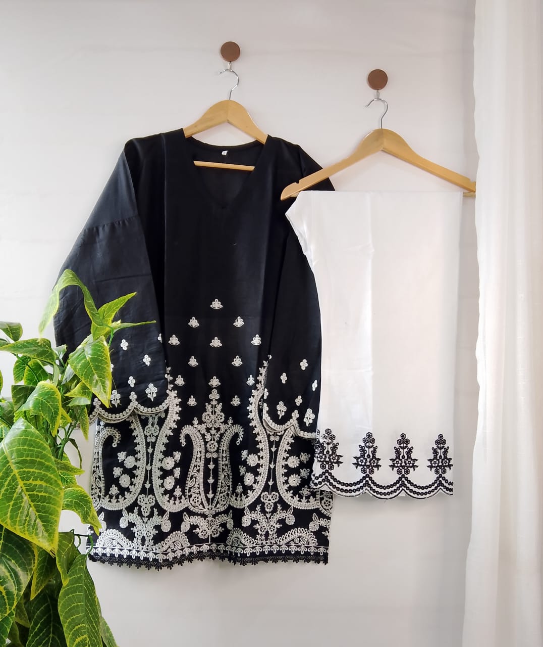 New Trending Designer Printed Lawn Suit - Stylish 2 PCs Fashion Fantasia Store