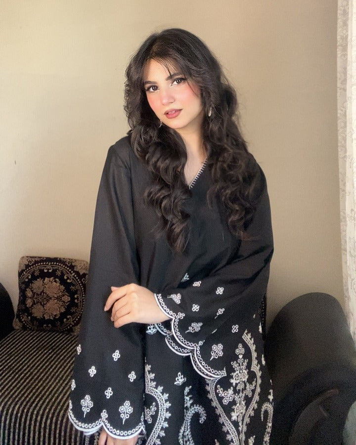 New Trending Designer Printed Lawn Suit - Stylish 2 PCs Fashion Fantasia Store