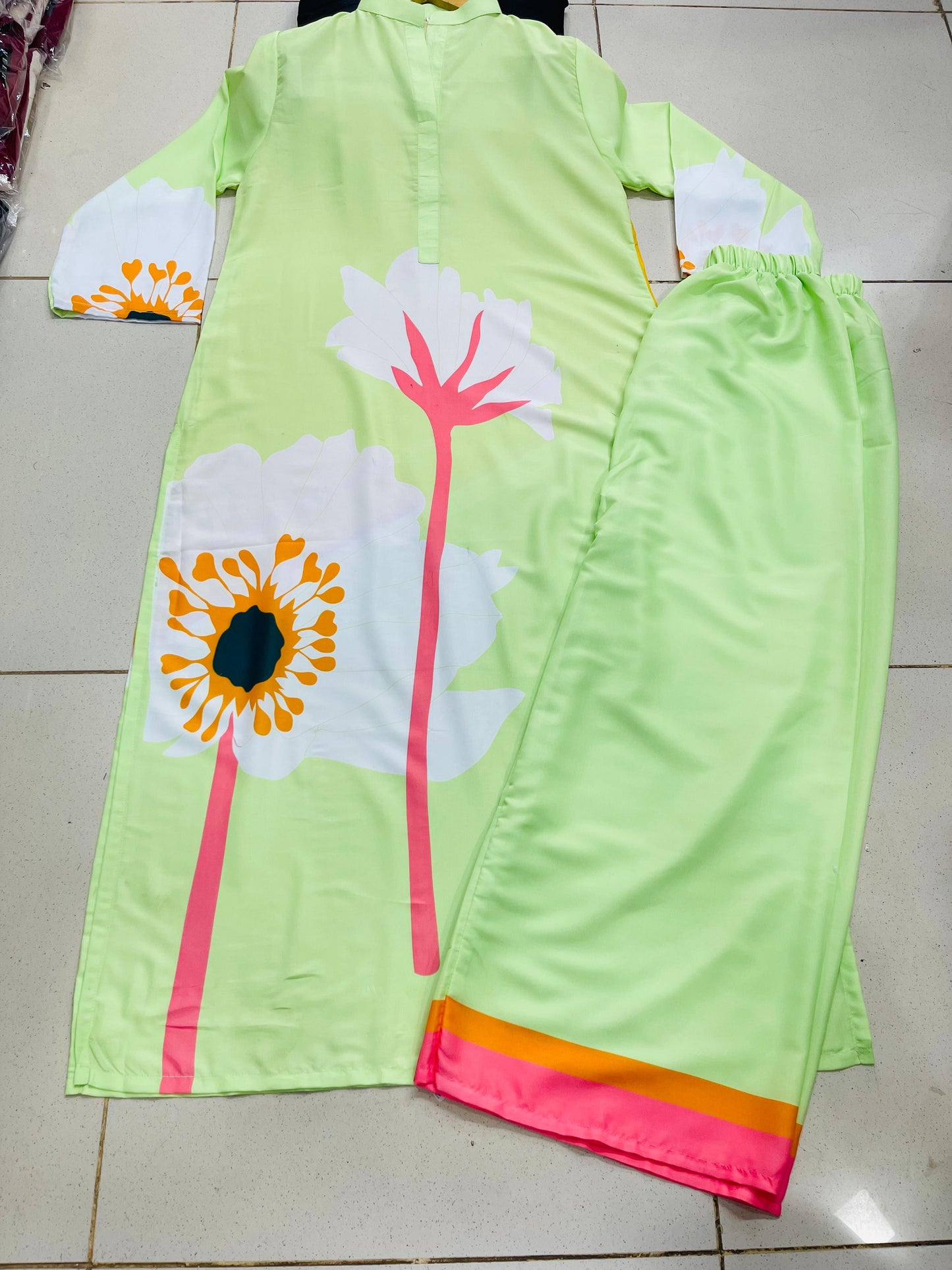 New Trending Designer Printed Lawn Suit - Stylish 2 PCs Fashion Fantasia Store