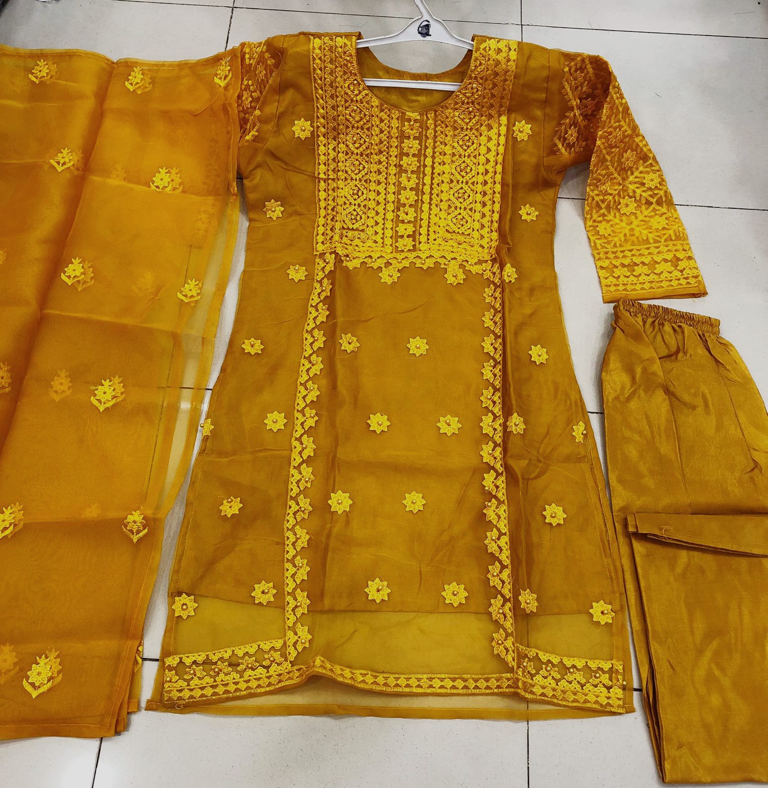 Organza Embroidered Suit with Dupatta - 3 PCs Fashion Fantasia Store